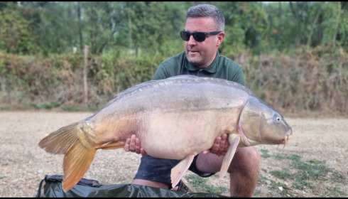 A 42 lb 4 oz carp from Lepinet South, Gary Wedge, Sep 2022