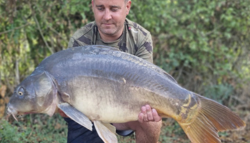 A 37 lb 4 oz carp from Lepinet South, Gary Wedge, Sep 2022