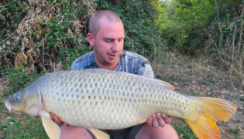 A 22 lb 8 oz carp from Lepinet South, Ashley Halford, Aug 2022