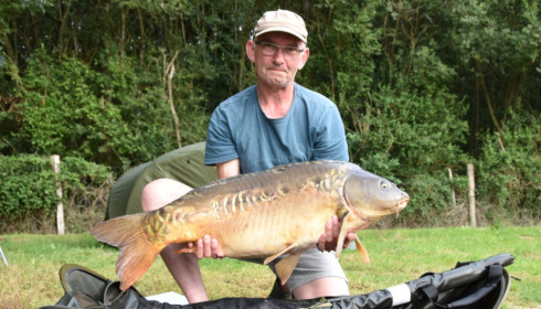 A 36 lb carp from Lepinet South, marco, Aug 2021