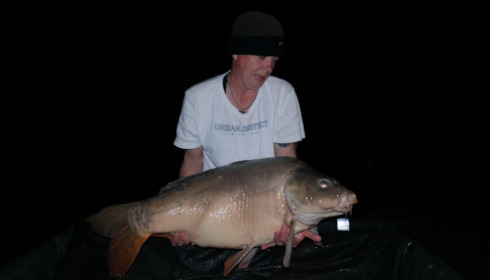 A 34 lb carp from Lepinet South, marcel, Aug 2021