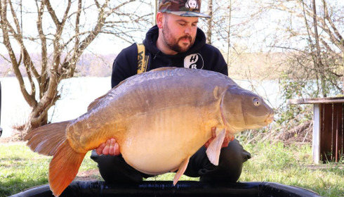 A carp from Lepinet South, a, Apr 2021