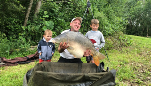 A 44 lb carp from Lepinet South, antonny dauzy, Jun 2021
