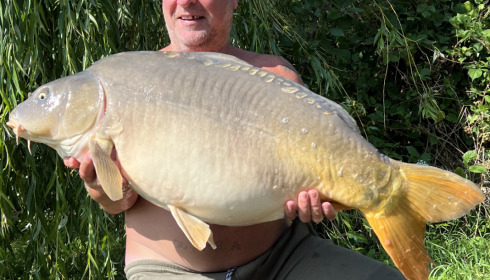 A 40 lb fish from Lepinet South, Jul 2023