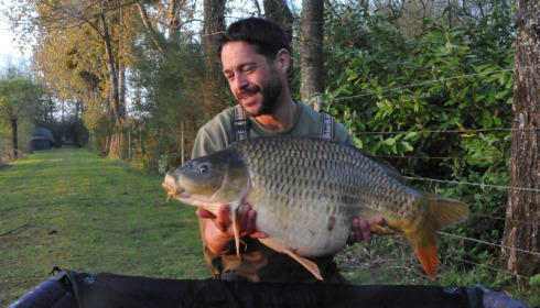 A 26 lb 12 oz carp from Lillybelle, Simmo, Apr 2017