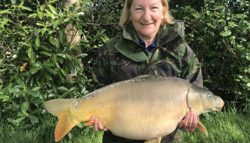 A 26 lb carp from Lillybelle, Ann Burnhope, Apr 2018