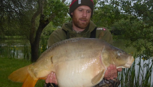 A 27 lb carp from Lillybelle, Tim Johnson, May 2016