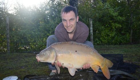 A 25 lb carp from Lillybelle, Tom Berrisford, Apr 2016