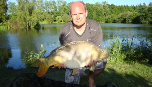 A 22 lb 1 oz carp from Lillybelle, Mark Browning, Jun 2015