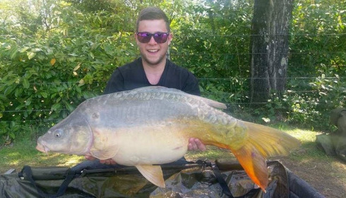 A 26 lb 5 oz carp from Lillybelle, Sam Vernon, Apr 2017