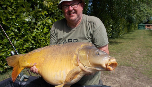 A 35 lb carp from Lillybelle, Ray Poolman Jnr, May 2017