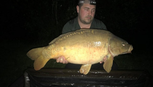 A 28 lb carp from Lillybelle, Tim Hogg, May 2018