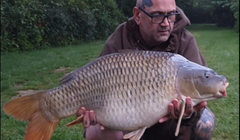 A 43 lb carp from Lillybelle, Tony Wolfe, May 2019