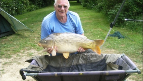 A 30 lb 4 oz carp from Lillybelle, John Mutton, May 2018