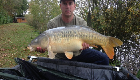 A 27 lb 8 oz carp from Lillybelle, James Easton, Nov 2015