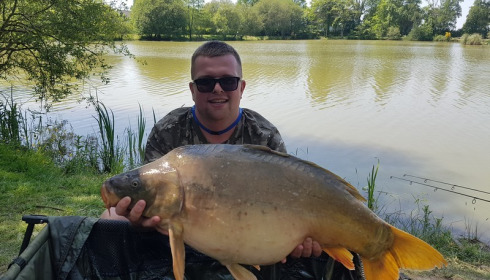 A 27 lb carp from Lillybelle, Richard Catlow, May 2018