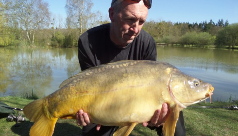 A 26 lb 9 oz carp from Lillybelle, Steve Charters, Apr 2015