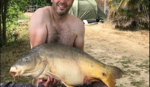 A 44 lb carp from Lillybelle, Del Simmons, Aug 2019
