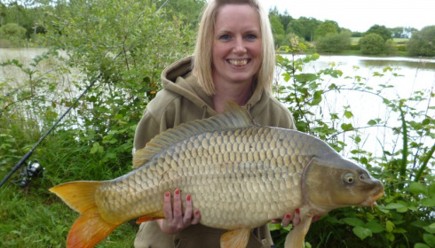 A 24 lb 8 oz carp from Lillybelle, Vicky Kilby, Aug 2014