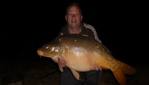 A 26 lb 8 oz carp from Lillybelle, Neil Browning, Jun 2015