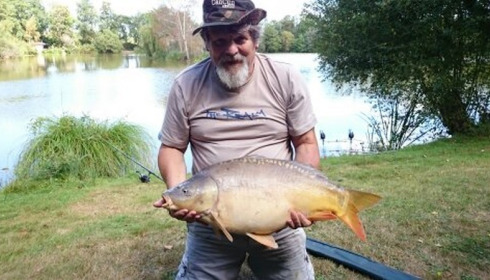A 23 lb carp from Lillybelle, John Preston, Aug 2016