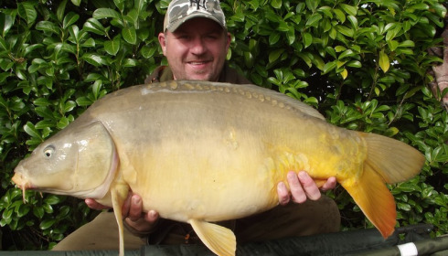 A 24 lb 9 oz carp from Lillybelle, Eddie Hudson, Oct 2015