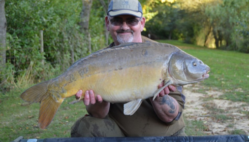 A 22 lb carp from Lillybelle, David Tomkinson, Oct 2015