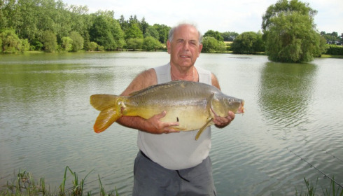 A 21 lb carp from Lillybelle, Roy Browning, Jun 2015