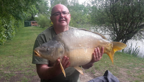 A 27 lb carp from Lillybelle, Ray Poolman Jnr, May 2017