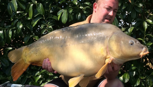 A 25 lb carp from Lillybelle, Poop, Apr 2017