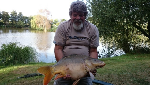 A 21 lb carp from Lillybelle, John Preston, Aug 2016