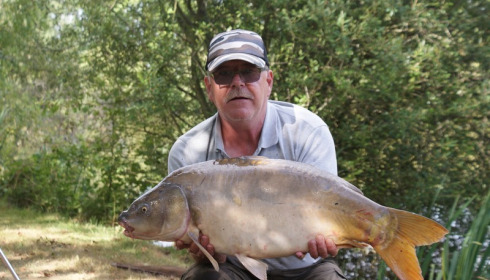 A 25 lb carp from Lillybelle, Chris Bussey, Aug 2016