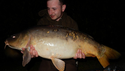 A 27 lb carp from Lillybelle, Jason Hewitt, May 2017