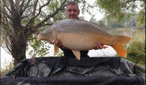 A 37 lb carp from Lillybelle, John Holmes, Sep 2019