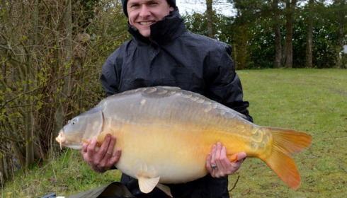 A 42 lb carp from Lillybelle, Dean Goodwin, Apr 2016