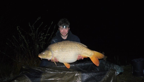 A 40 lb carp from Lillybelle, Ben Beech, Apr 2016