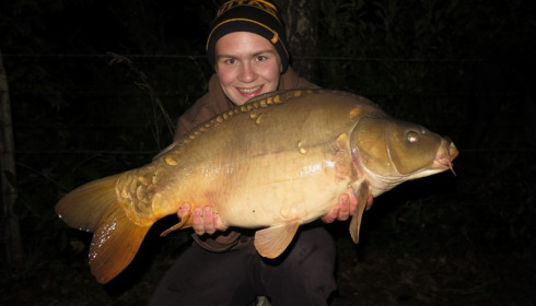 A 26 lb carp from Lillybelle, Tom Peach, Oct 2016