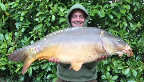 A 28 lb carp from Lillybelle, Ryan Smith, May 2017