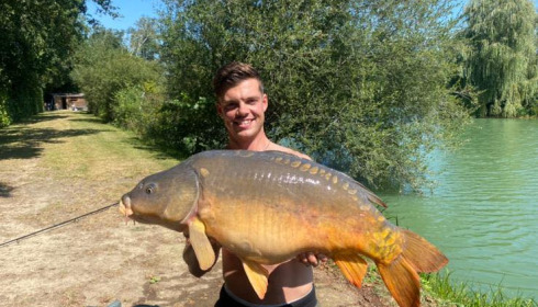 A 32 lb 6 oz carp from Lillybelle, Billy Brown, Aug 2021