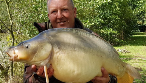 A 32 lb 8 oz carp from Lillybelle, Marko Kew, Sep 2017