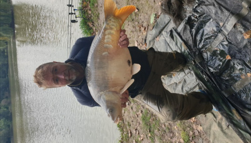 A 30 lb 2 oz carp from Lillybelle, Paul Farrow, Oct 2019
