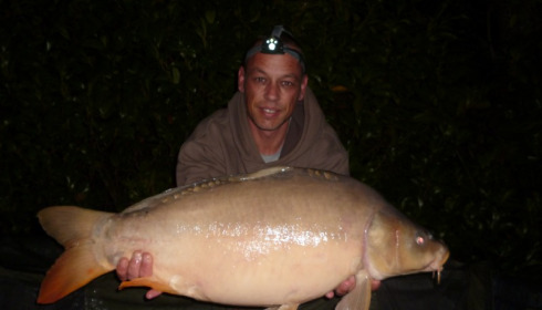 A 28 lb carp from Lillybelle, Damien Owen, Aug 2015