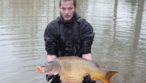 A 37 lb 4 oz carp from Lillybelle, Stocking, Jan 2015