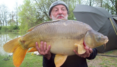 A 28 lb carp from Lillybelle, Roy Cookson, Apr 2016