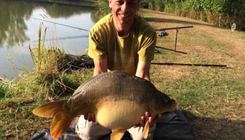 A carp from Lillybelle, Damien Owen, Sep 2014