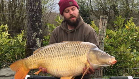A 39 lb 14 oz carp from Lillybelle, Gary Reynolds, Apr 2016