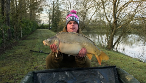 A 24 lb 5 oz carp from Lillybelle, Wayne Sharp, Apr 2016
