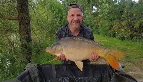 A 23 lb carp from Lillybelle, Peter Catlow, May 2018