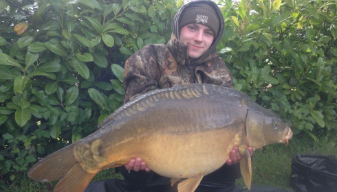 A 27 lb carp from Lillybelle, Charlie Groves, Apr 2017