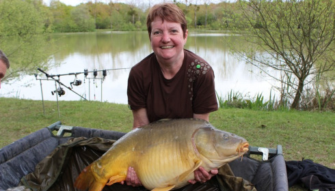 A 41 lb 5 oz carp from Lillybelle, Su Finlay-Woods, Apr 2016